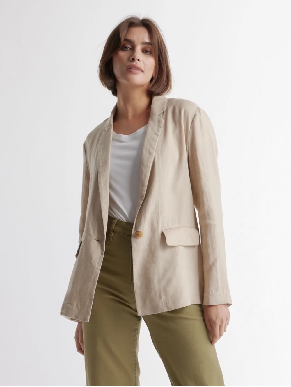 Quince Women's Beige Single-Button 100% European Linen Blazer